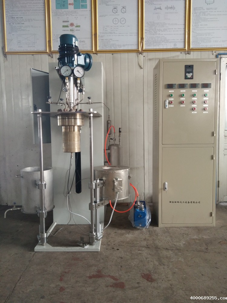 DFCF系列-釜体电动升降翻转、加热炉和水槽电动升降并可侧移1